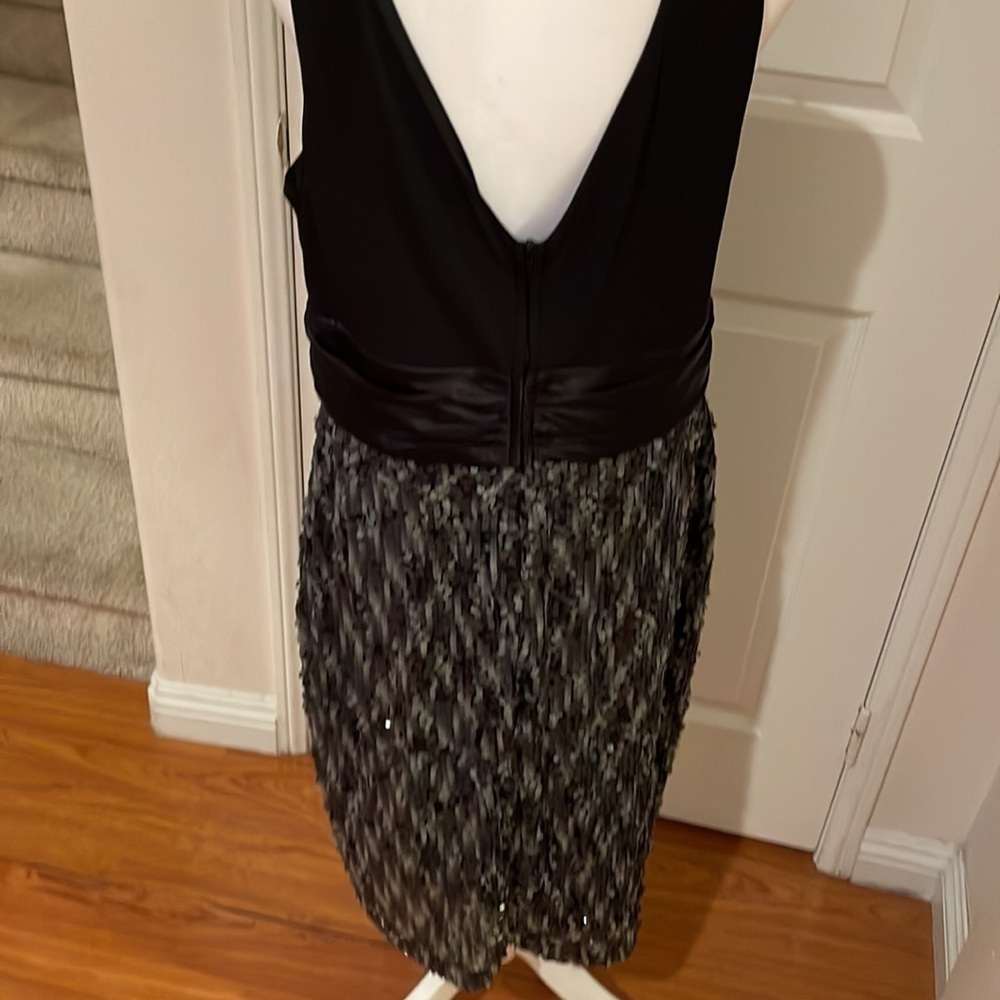 Plus size womens dress size 16 black with sequins​​​​​​​​​ - Picture 6 of 7